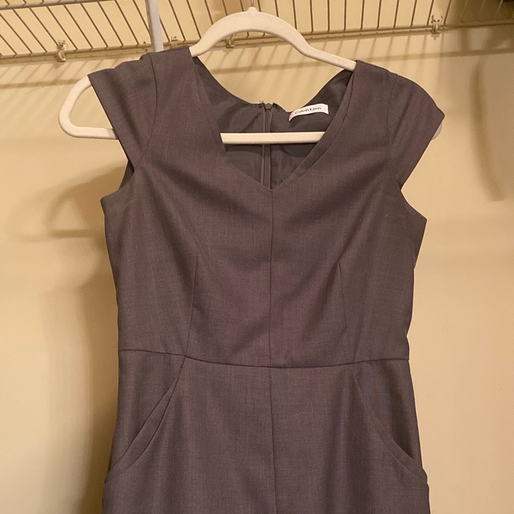 Calvin Klein dress - size 2P, Gray